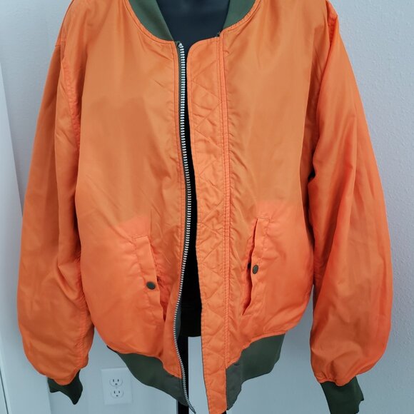 (Pre-owned) Alpha Industries MA-1 Bomber Flight Jacket (Reversible) (XL) - Picture 6 of 10